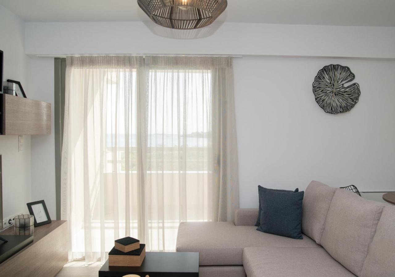 Sia Mare Apartment Kalivia Thorikou Bagian luar foto